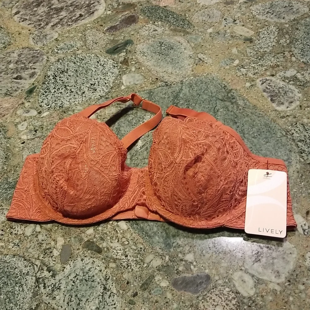 LIVELY Unlined Lace Bra - Picture 4 of 15